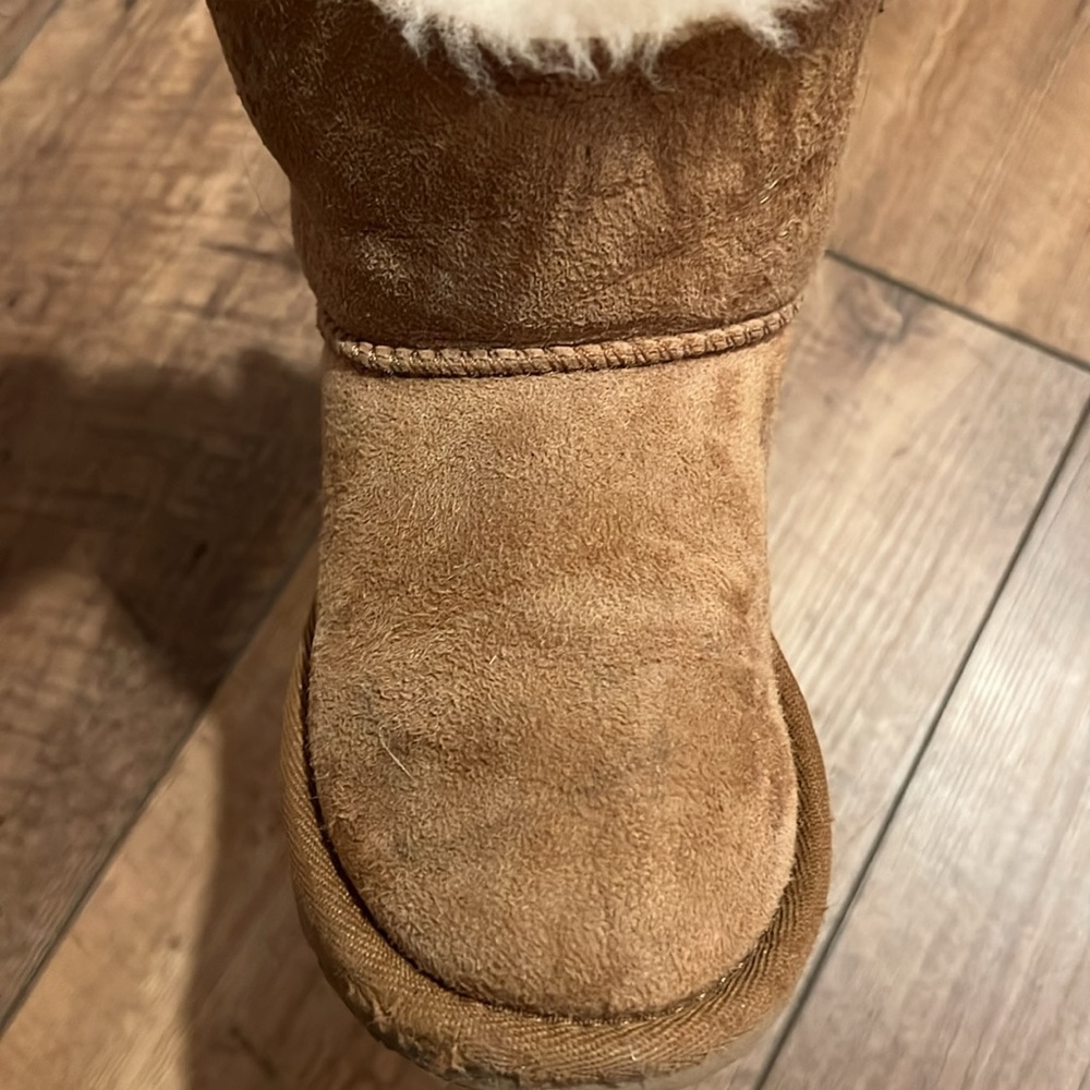 UGG Mini Bailey Bow II Boot for Toddler Girl, size 10 - Picture 15 of 16